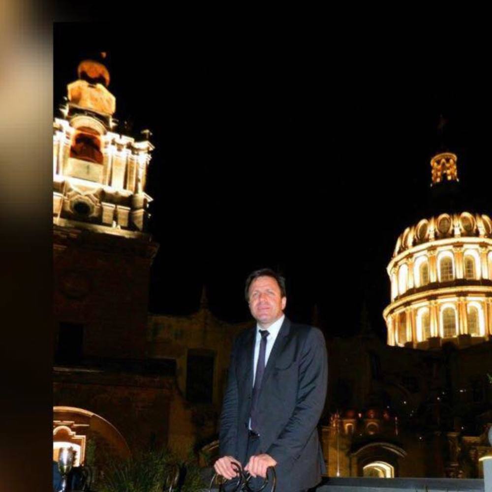 Meet your Posher, Luis
